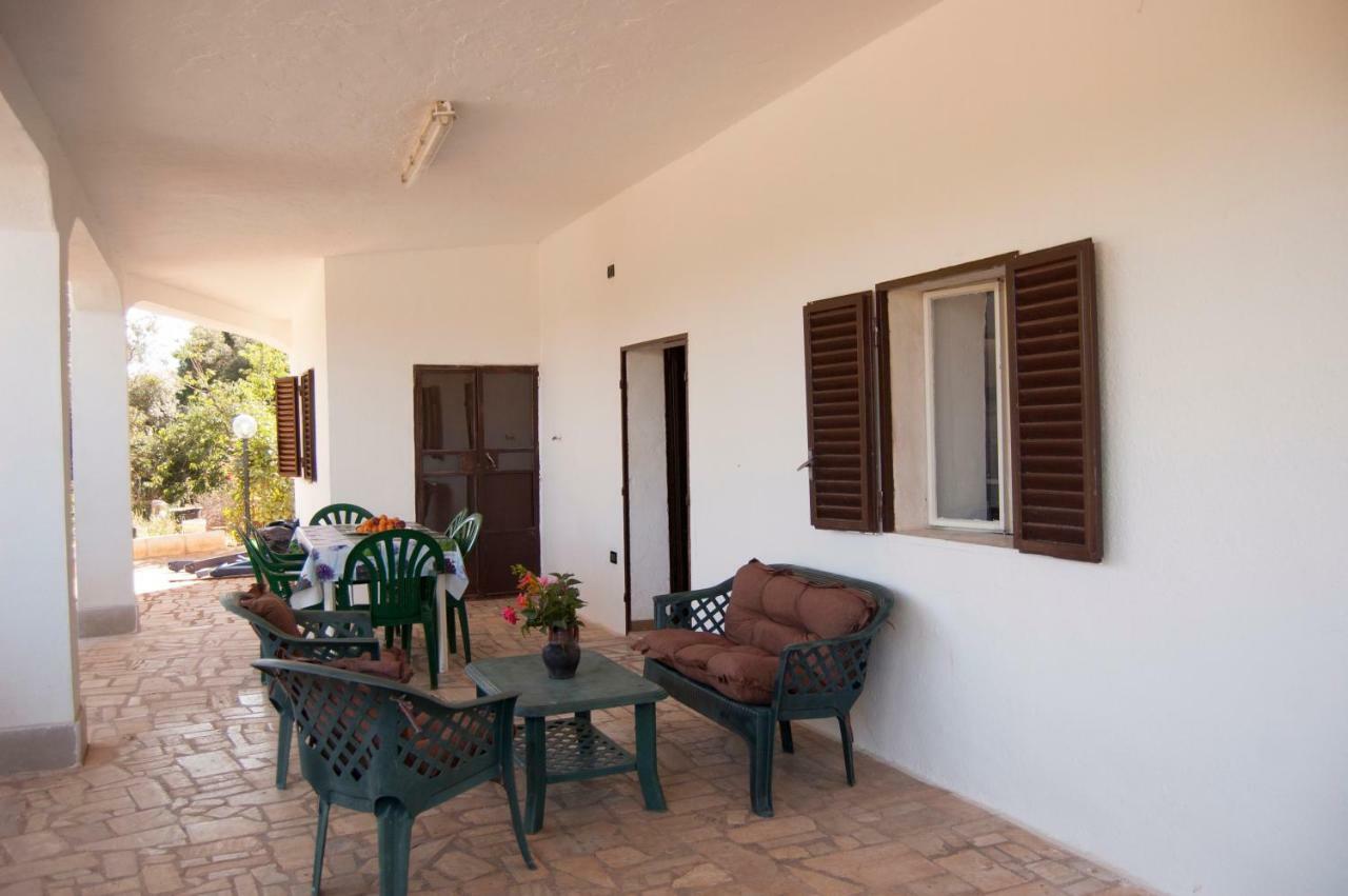 הוילה אוסטוני Casa Lucia מראה חיצוני תמונה
