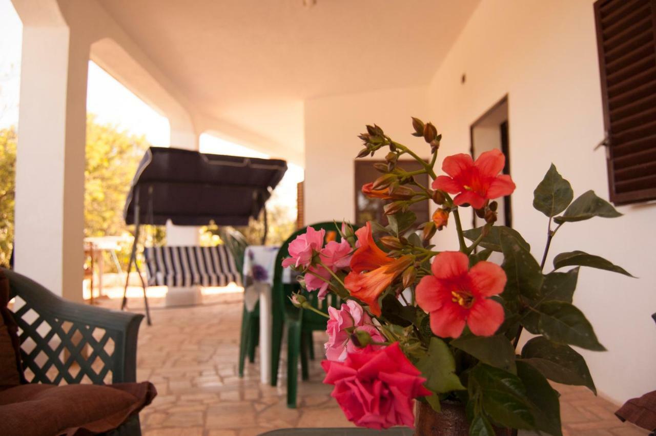 הוילה אוסטוני Casa Lucia מראה חיצוני תמונה